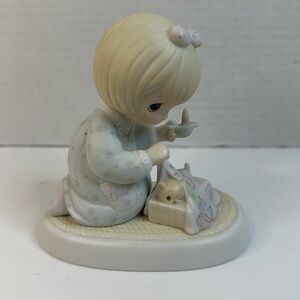 Vintage 1983 Precious Moments Figurine